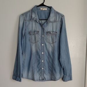 Life In Progress Chambray Denim Button Snap Shirt Rodeo Western Coastal Cowgirl